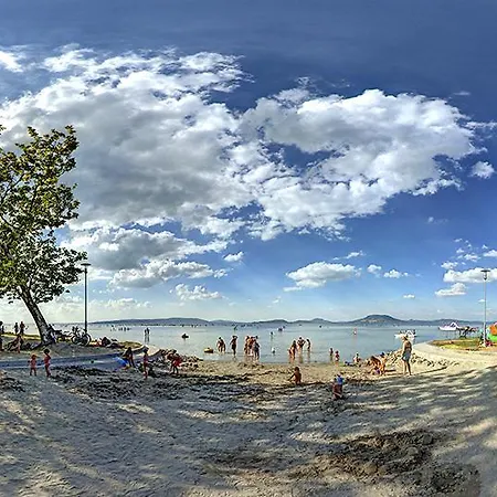 Semesterbostad Fenyves 1 ****